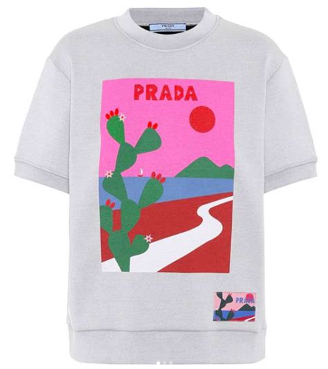 magliette prada costose donna|Top a maglia da donna di Prada .